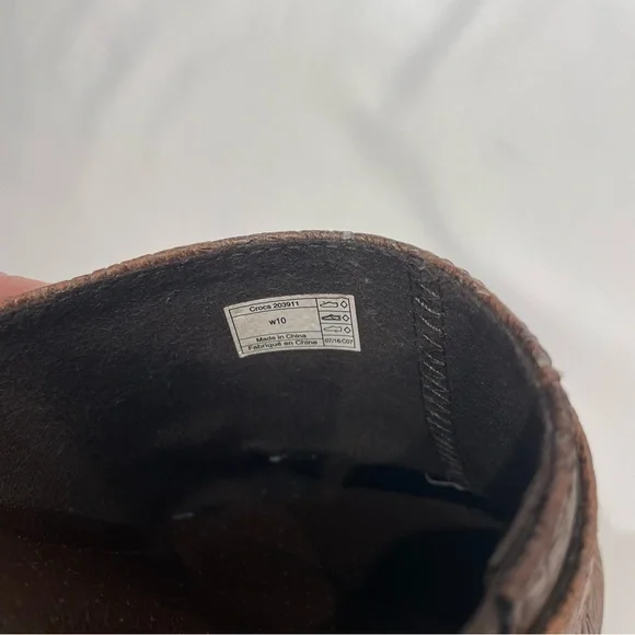 Crocs Brown Embossed Leather-Look Heeled Mules Slide On Women’s Size 10 Shoes - Picture 6 of 16